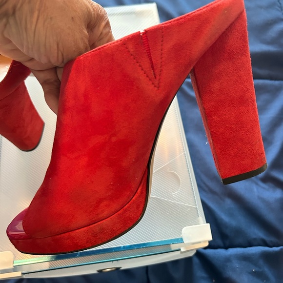 CALVIN KLEIN • Red Leather/Suede High Mule Sandals • 7 • - Picture 3 of 10
